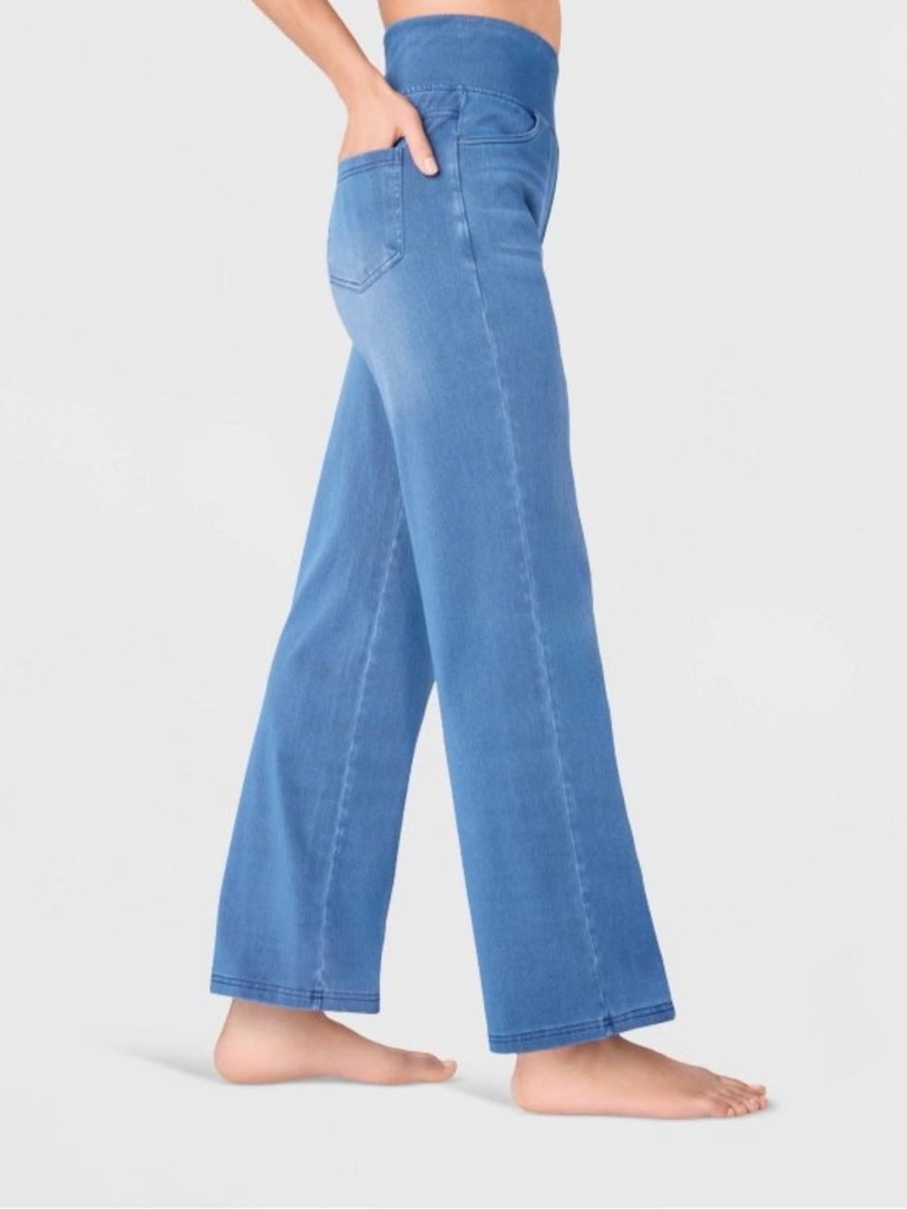 A New Day Women's High Waist Wide Leg Stretchy Knit Jeans Light Blue Size M